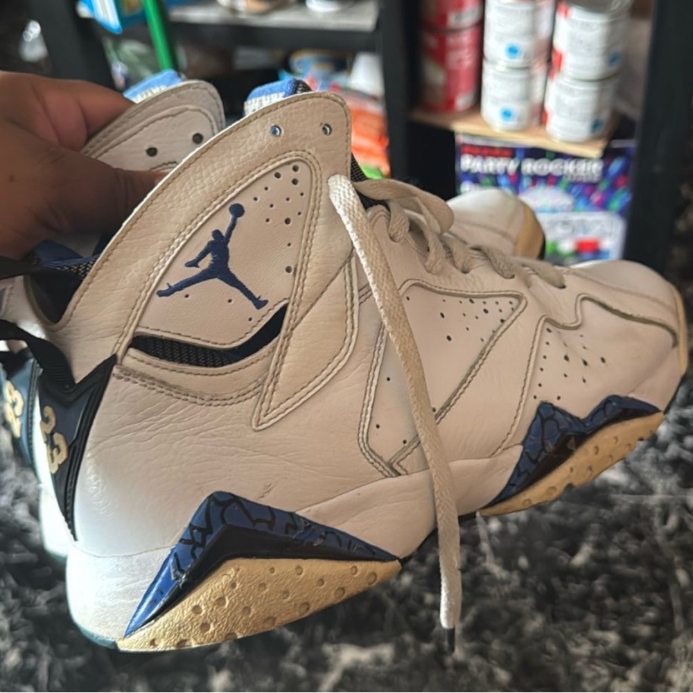 Jordan Sneakers White and Blue